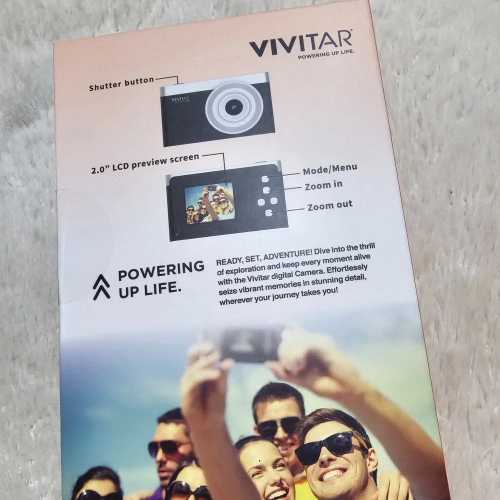 BRAND NEW IN BOX Vivitar Digital Camera VECXX75